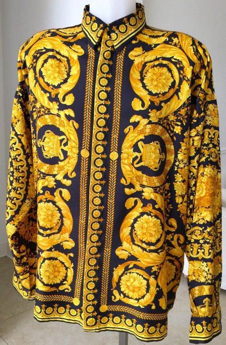 camicia rare vintage gianni versace|Gianni Versace Silk shirt .